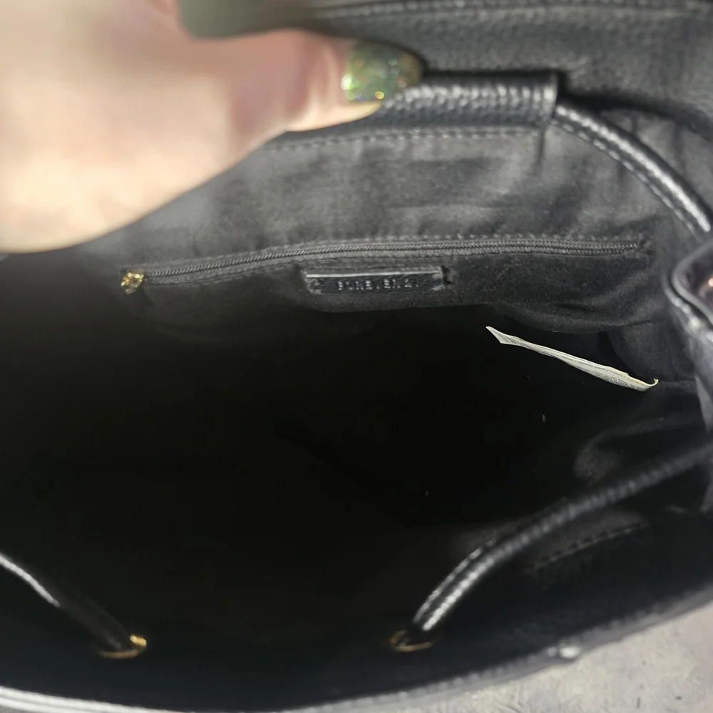 Forever21 Elegant Gold & Black Medium Leather Backpack (EUC)✨️🖤✨️